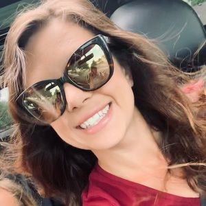 Meet your Posher, Robin